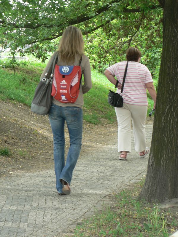 Maraton09 146.jpg - Čekání zde bylo opět dlouhé, tudíž jsem si zkracoval mojí oblíbenou činností.